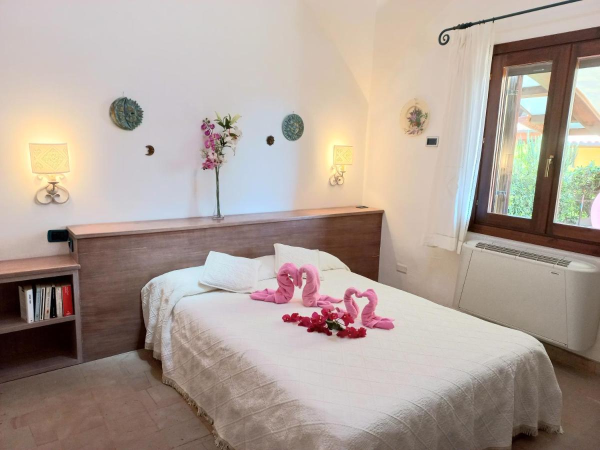 Villa Stella Fronte Mare Porto Frailis Àrbatax Eksteriør bilde